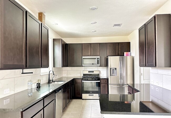 Building Photo - 6131 Morning Fern Ln