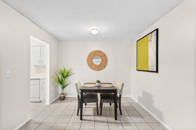 Photo - Stoneridge Pointe