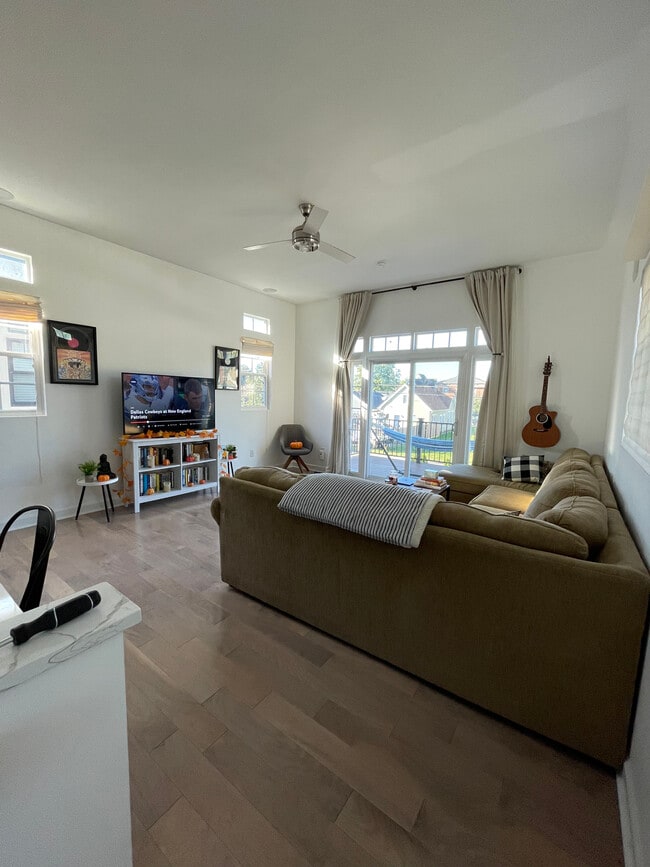 Photo - 1340 Hoyt Ave