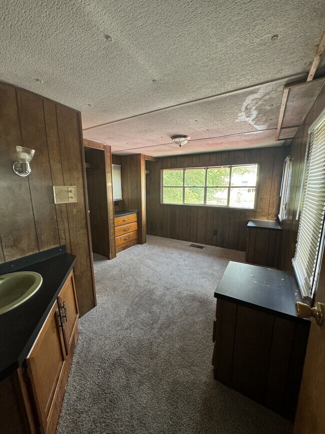 Photo - 1730 Strickland Bridge Rd