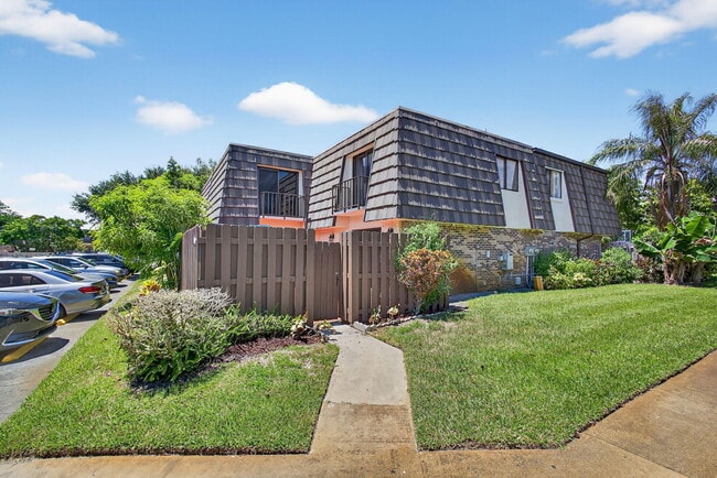 Photo - 1590 Forest Lakes Cir