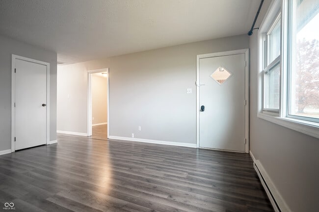 Photo - 4305 E 550 S