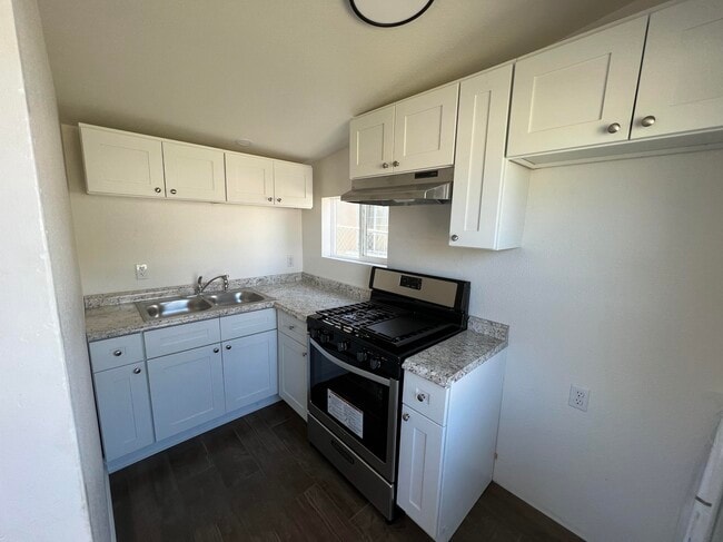 Photo - 334 S 8th St Unit 1/2