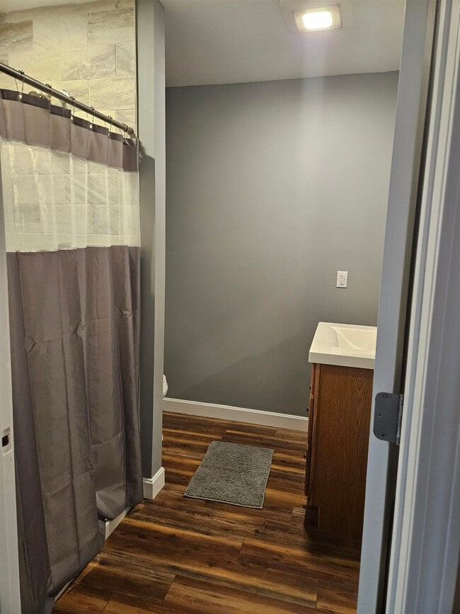 Photo - 146 Ellsworth Hill Rd Unidad apt A