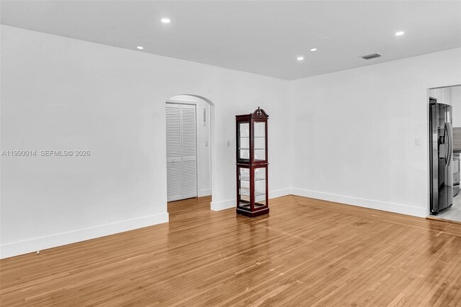 Photo - 511 SW 23rd Ave