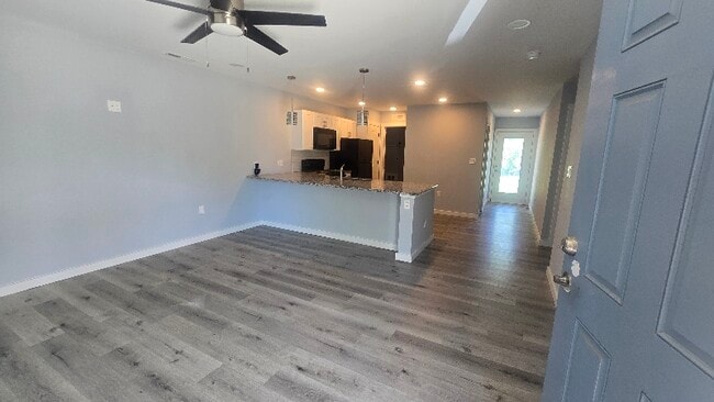Photo - 301 Wayne Ave Unidad A