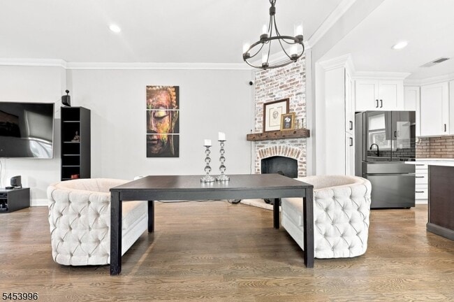 Photo - 64 Montague Pl