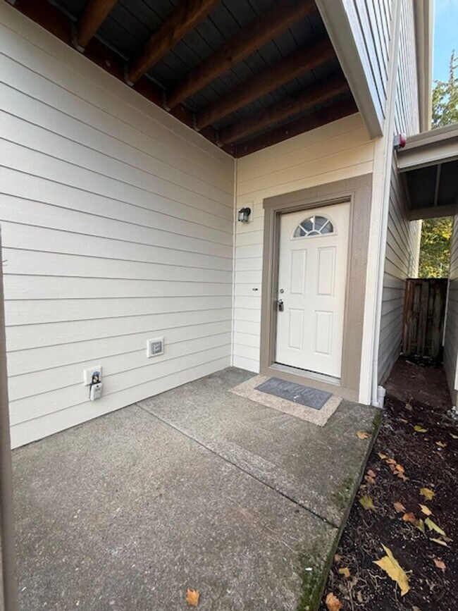 Photo - 3 Bedroom 2.5 Bath Forest Grove OR