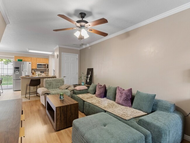Photo - 1546 W Compass Pt Ln