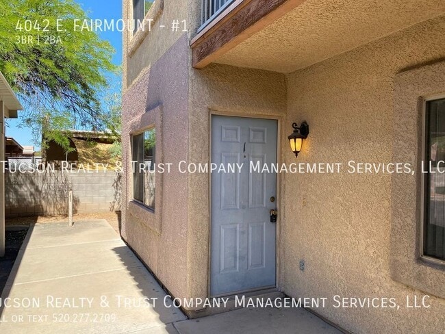 Building Photo - 4042 E. FAIRMOUNT-#1 Unit #1 Rental