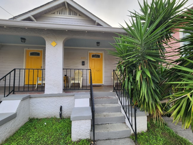 Building Photo - 3122 Toulouse St Rental