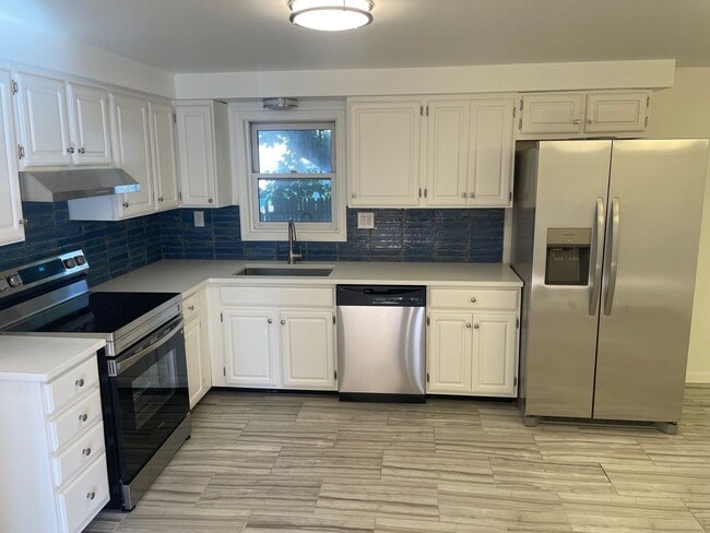Building Photo - 46-54 Orchard St Unit 52B