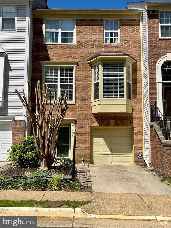 Building Photo - 7504 Lamoyne Ct Rental