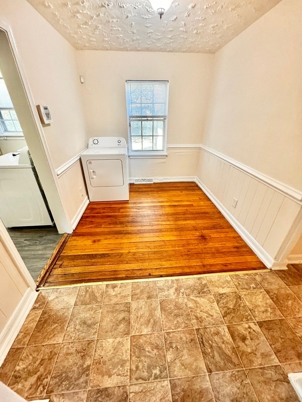 Photo - 3429 Ryburn Rd