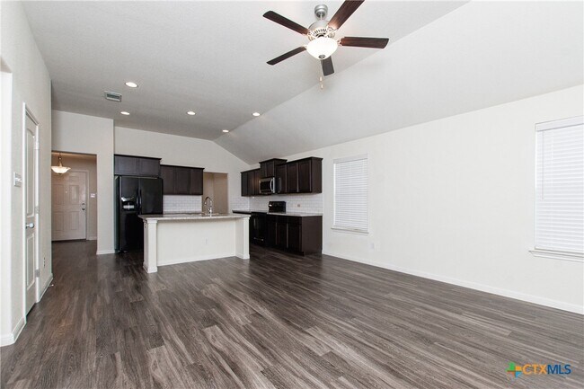 Photo - 6700 Catherine Dr