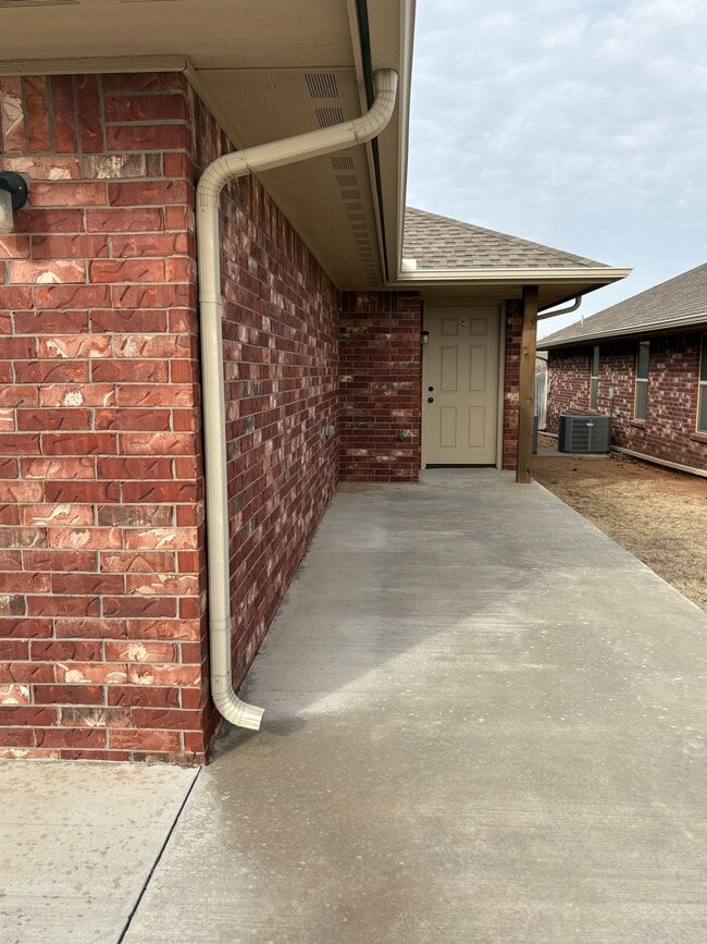 Photo - 1615 Lawter Rd