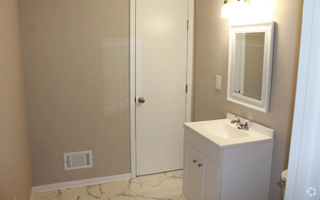 Building Photo - 335 Cinda Leigh Dr Rental