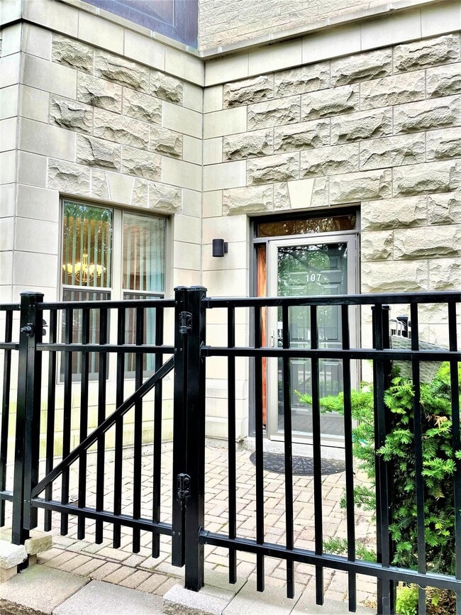 Photo - 1250 S Indiana Ave