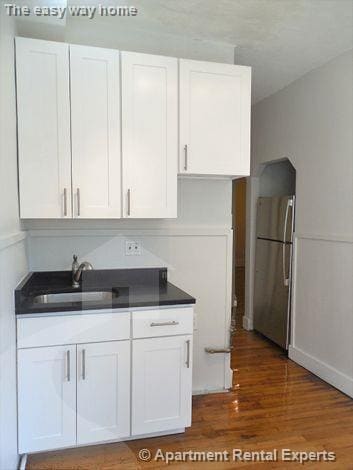 Building Photo - 110 Willow St Unit #2