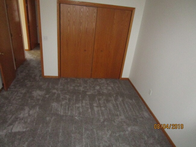 smaller upstairs bedroom - 2117 14th St