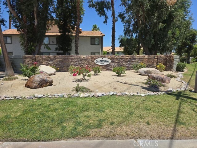 Photo - 78650 Ave 42