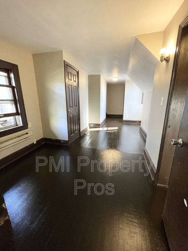 Photo - 6712 W Villard Ave