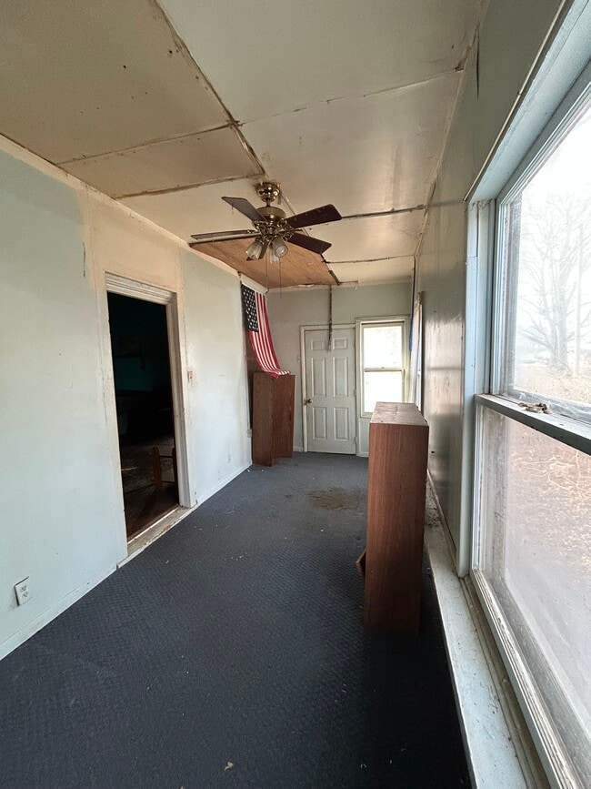 Photo - 112 W Winans St