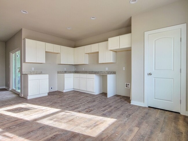 Photo - 3 BR/2 BA Corsicana Home