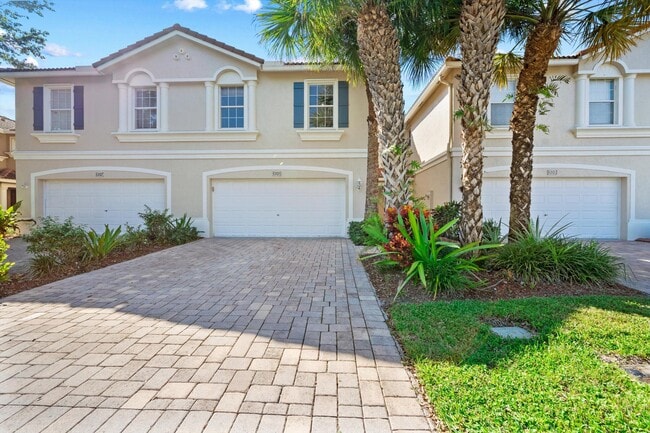 Photo - 4205 Bamboo Palm Ct