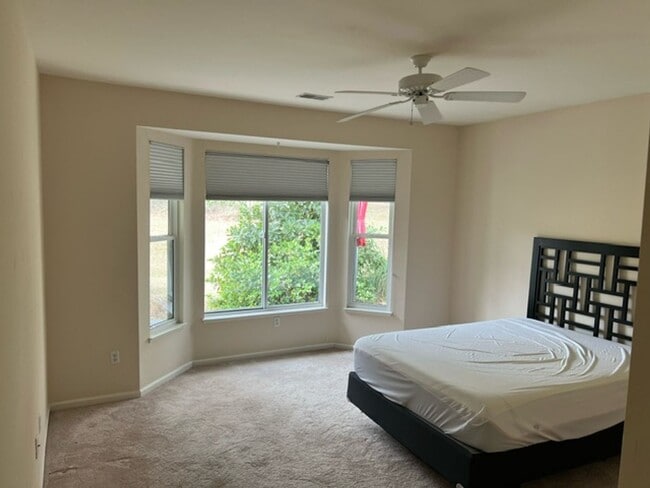 Wonderful, open, 2 bedroom home. - Wonderful, open, 2 bedroom home.