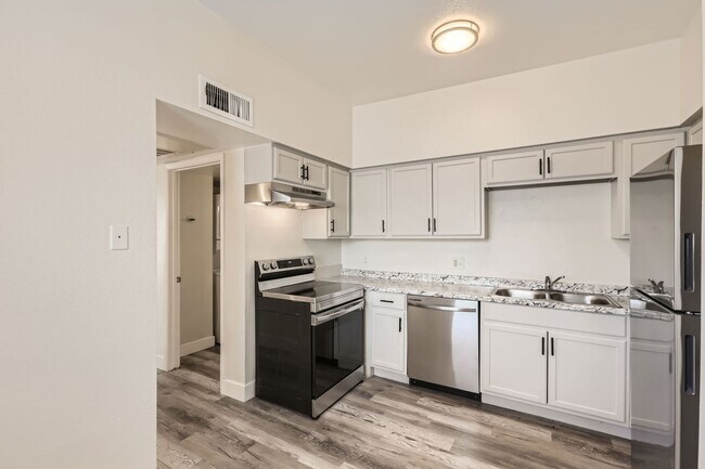 Photo - 2826 E Le Marche Ave Unit #102