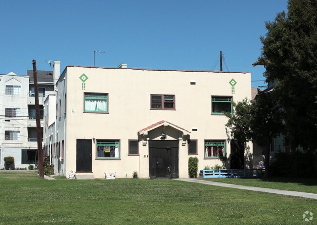 Primary Photo - 445 Chestnut Ave