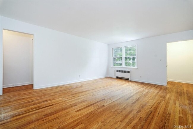 Photo - 293 Manville Rd Unidad D