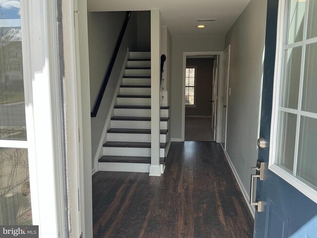 Photo - 43444 Nottingham Sq