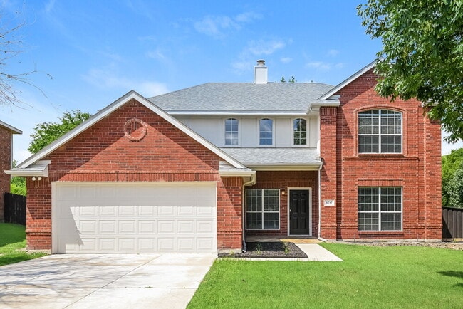 Building Photo - 5717 San Marino Dr