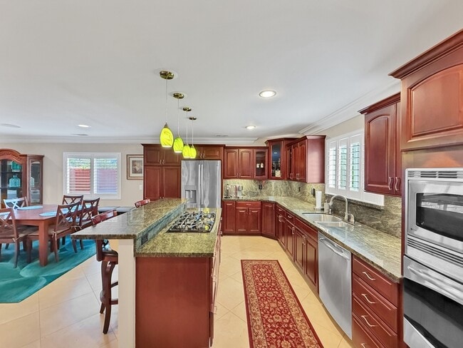Photo - 13813 Powers Rd