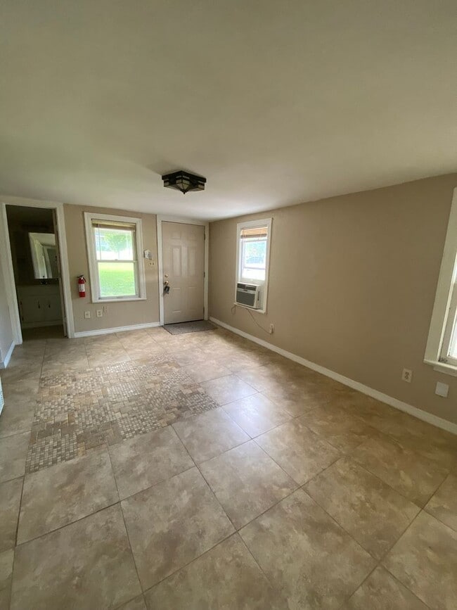 Photo - 2 Bed 1 Bath in the University Add Near Pa...