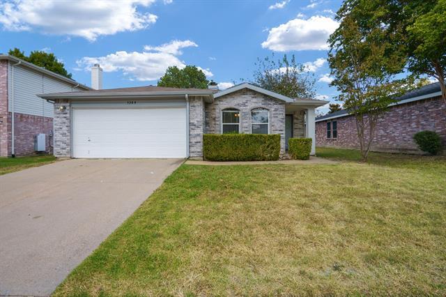 Photo - 3208 Legend Dr