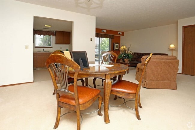Dining Room - Clearbrooke