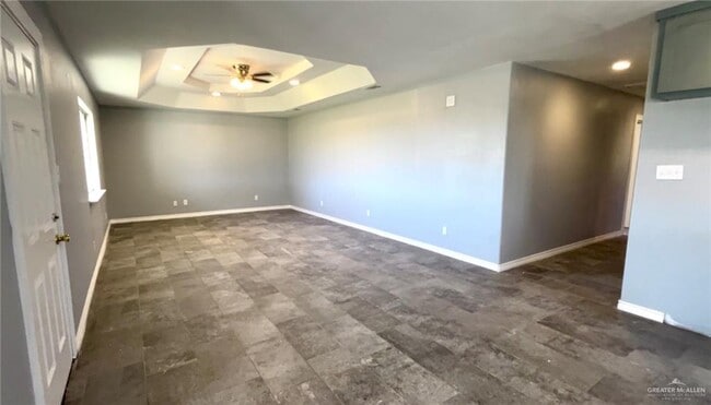 Photo - 8 Champion Dr