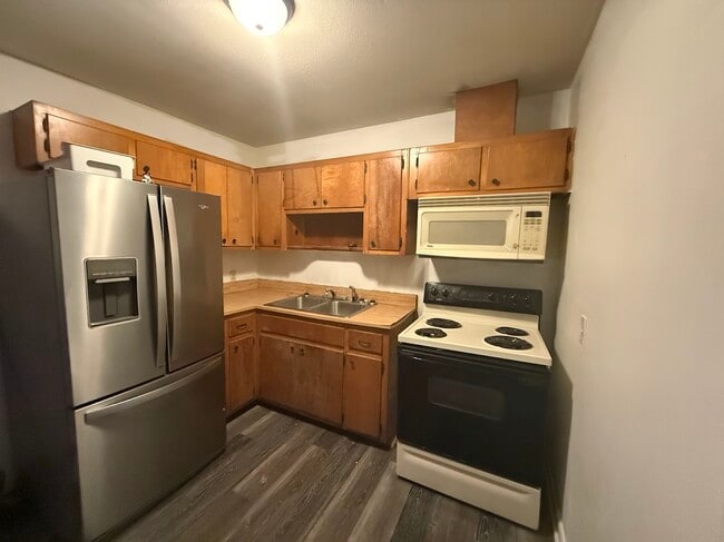 Photo - 1139 Abraham St