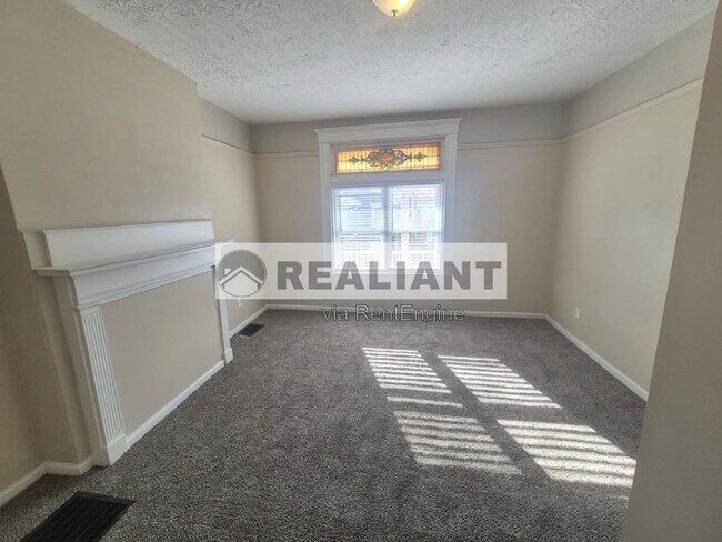 Photo - 132 Evergreen Ave