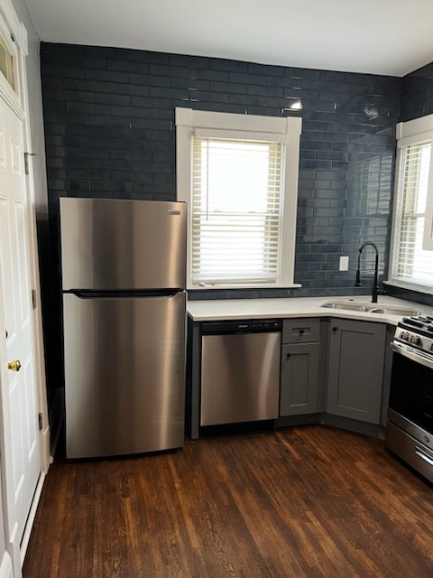 Photo - 382 Wyandotte Ave