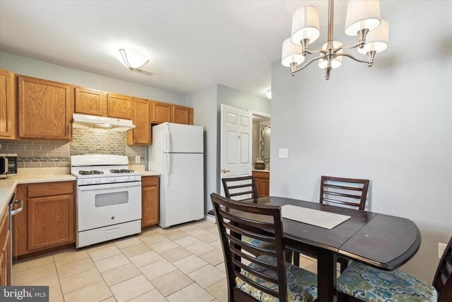 Photo - 720 Union St