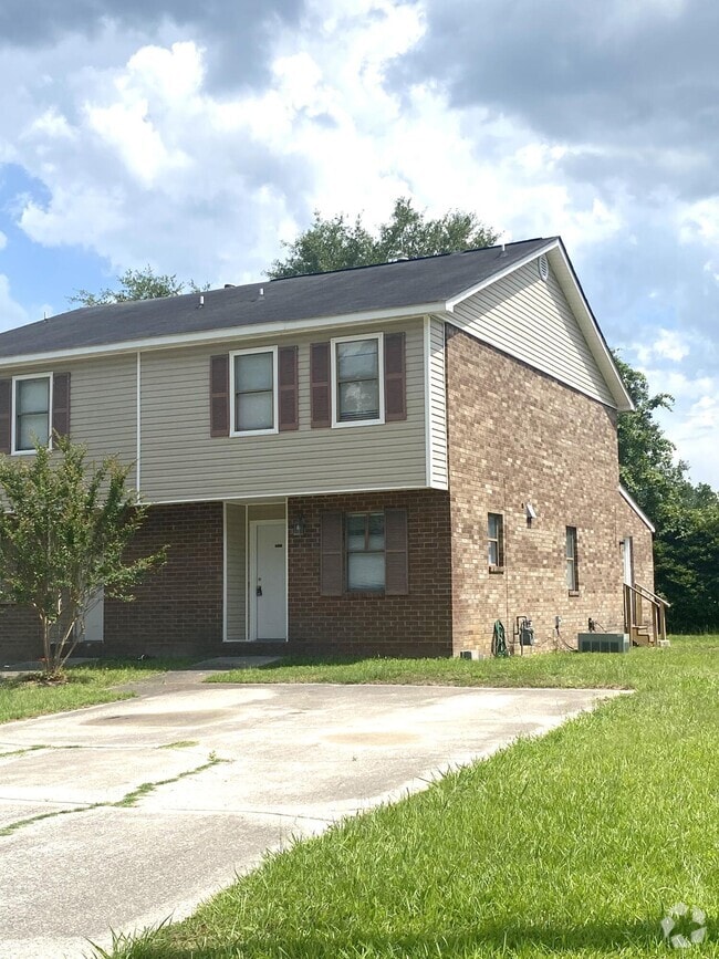 Building Photo - 1552 Goshen Rd Rental