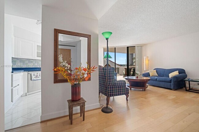 Photo - 3610 Yacht Club Dr