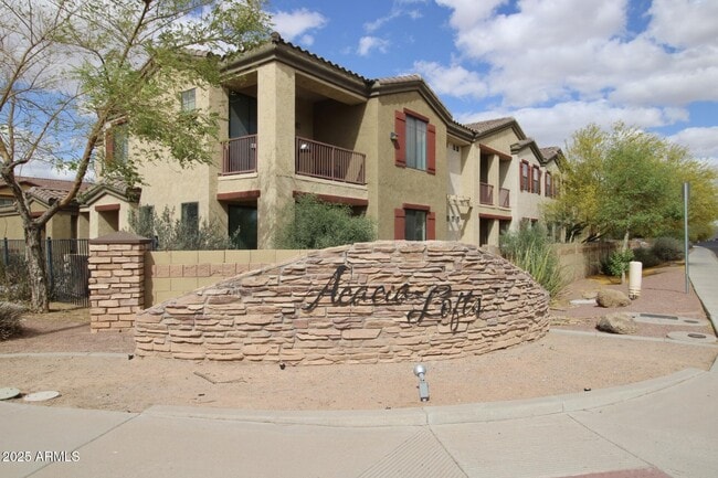 Photo - 1456 E 9th St Casa Adosada