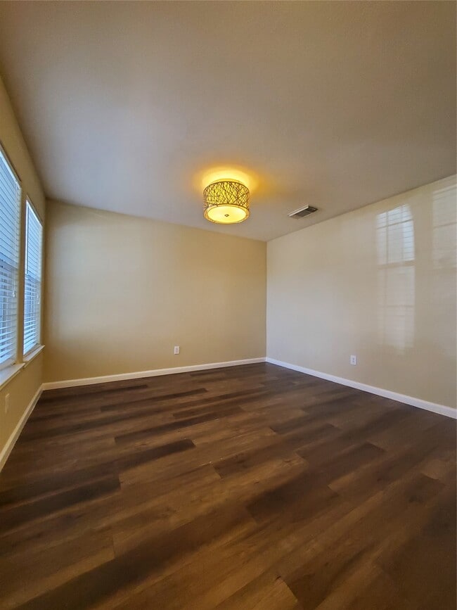 Photo - 9342 Canady Park Ln