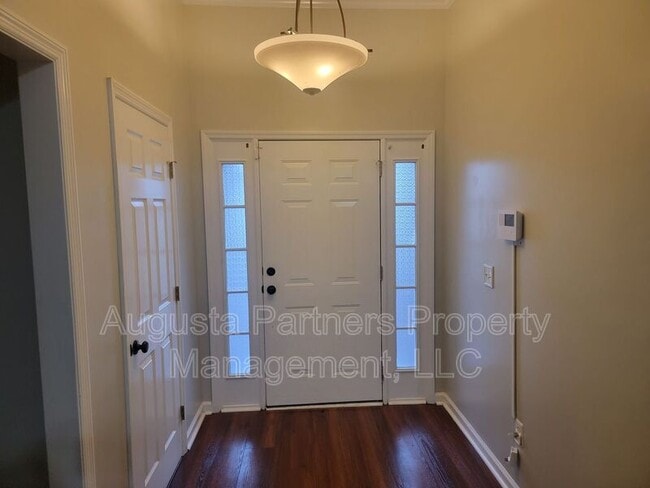 Photo - 1500 Cedar Hill Trail