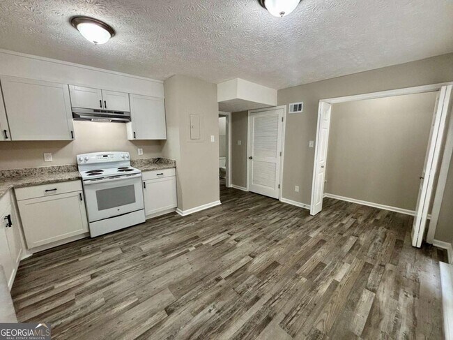 Photo - 1584 Pirkle Rd